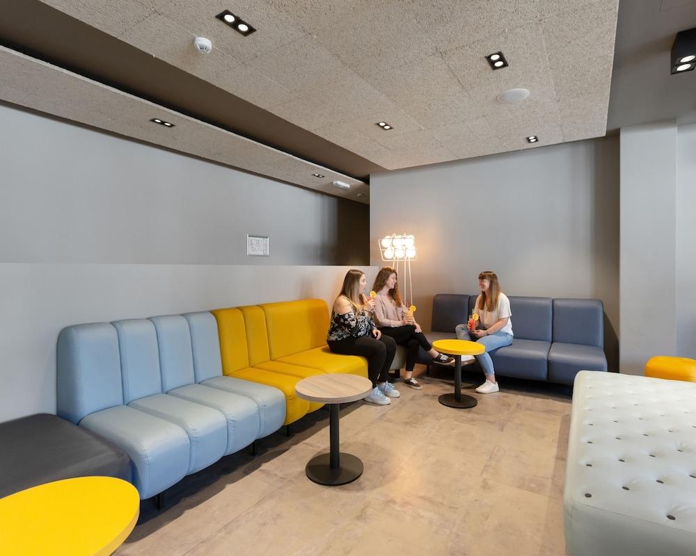 A&O Frankfurt Galluswarte Frankfurt am Main Ngoại thất bức ảnh